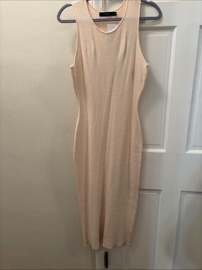 Haeof Elegant Cream Sleeveless Dress MIDI Sweater Bodycon
Size XL